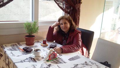 Herkesin sevgisi yaşadığı acı kadardır. Gözünde Büyüttüklerin kalbine küçük geldiğinde sende anlayacaksın.