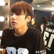 ⭐Hi we`re Indonesia Fanbase of BTS - Jeon
Jungkook⭐ Posting about our Golden
Maknae & BTS ♫ ❤