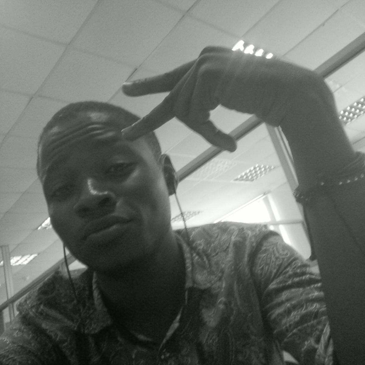 I am here trying my best to replicate, Jesus Christ, on the earth! #teamArsenal 😌