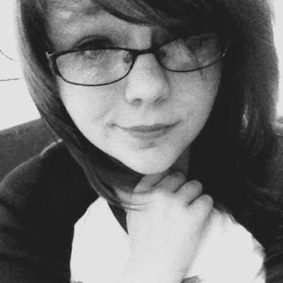 @deefizzy saved my life. Damon followed 11/7/14 im a proud member of the fizzy family ❤️✌️how many times Damon has replied to me so far: 11