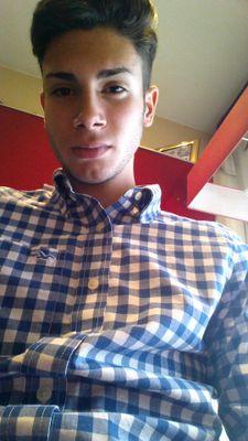 jjsierra5's profile picture. Jugador del RCDEspanyol Juv.B/Instagram: joelss98 / Snapchat: joelss98