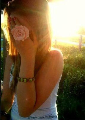 sdelia104's profile picture. 