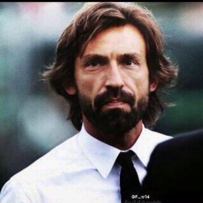 قالوا يطيح وطوّل النصر ماطاح بكره ؟ بعد بكره ؟ ولازال الاوّل ياللي تدور من خساراته الارباح مع النصر ؟ عز الله انك مطول ...عالمي..، برشلوني..