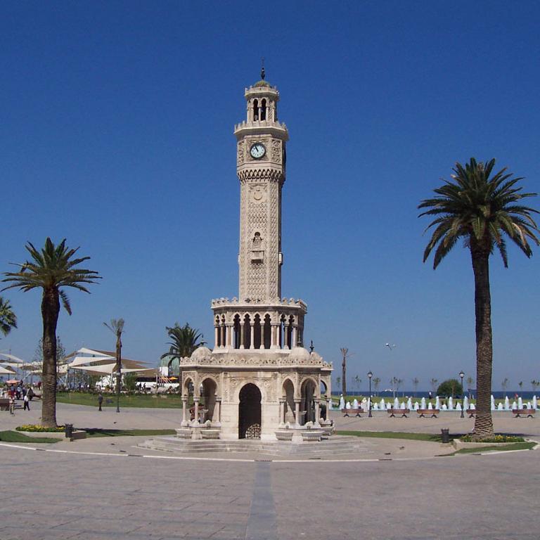 İzmir'e dair...