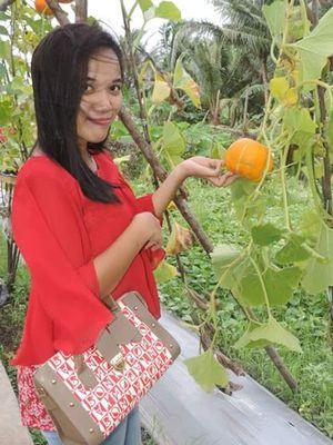 YeniAndini__'s profile picture. Yeni Andini|Birthdays 27695|ID Line :ratugianita|reinvite me 52419A87| tidak semudah itu menjalani kehidupan ini,tetap tersenyum apa yg terjadi :-)