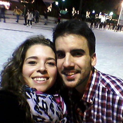 Estudiante de Magisterio,productor de @Bittersweet_HH ,enamorado del Basket y del @Oratoriodb .NADA mejor que reír con mis amigos y vivir junto a @Rfg1712 20