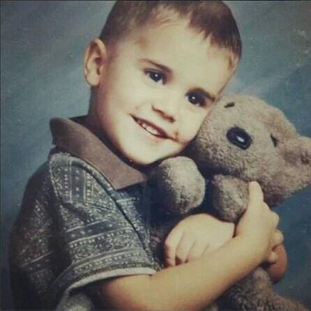 Follow this account ONLY if u r a real belieber.. support him , never spam him .. love him never comment ugly .. Treat him like a  family member and Human being