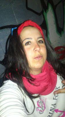Enfermera, opositora, estudiante del EIR y muy fiestera... Seguidora de ritmos extremos y sonidos contundentes!!!...NoHayPrisaCuandoSaleElSol...