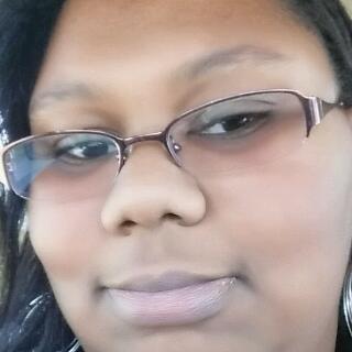 Shawnie816's profile picture. 