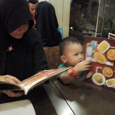 tikaagnesty27's profile picture. 