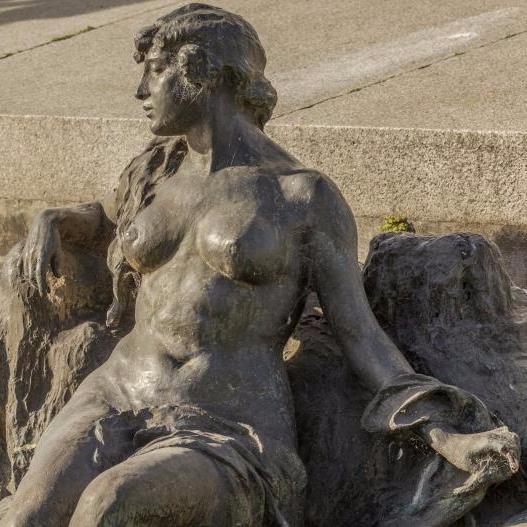 GrandesDames's profile picture. 50+ women, proudly visible members of society - defining themselves, redefining the world !