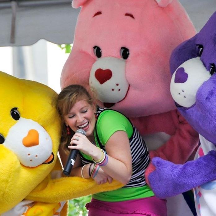 ScollonLive's profile picture. Official Live Appearances Barbie Strawberry Shortcake, Looney Tunes, Care Bears, Wizard of Oz, Tom & Jerry and Tickey Toc! Visit our website Today!