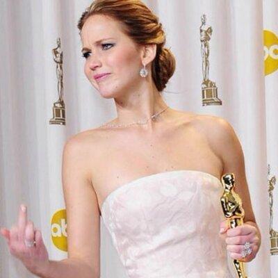 GirlsNotss's profile picture. 