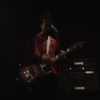 ramaaramol's profile picture. bergerak , berontak , berkarya menghormati dan dihormati