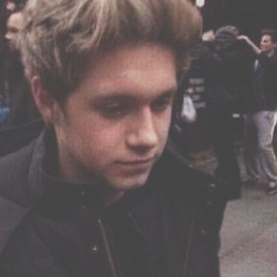free follow from @namelesszjm follow her if you like :))