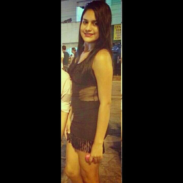Solo se vive una vez n____n
Tuzita de salgre y hueso m____m