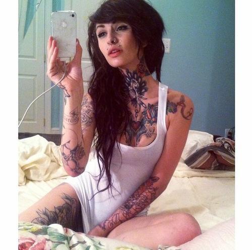 dope_ass_swaqq's profile picture. |♔ #STONER ✌️ | #DrugFamily | 20 ღ | blessed with 2 beautiful baby girls | #LegalizeForEveryone ♔|