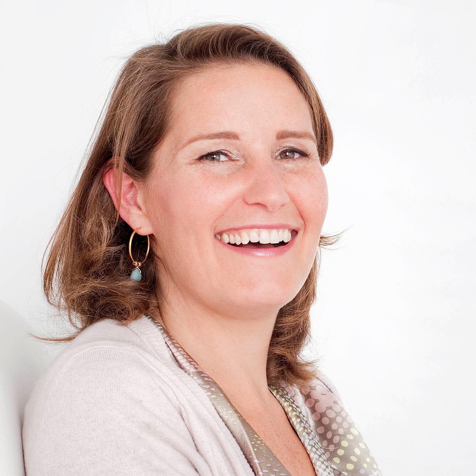 Digital marketing @PwC |Yoga Teacher | mother of 2 | wining and dining | running | currently not travelling all over the world