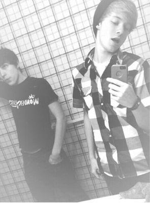 zayumgolbrock's profile picture. Sam and Colby are amazing ~ I wish I could meet them ~ Onward and Upward ~ Nut sack duck butter mustard flicking Tucan ~ Baes followed 12/21/14 ~