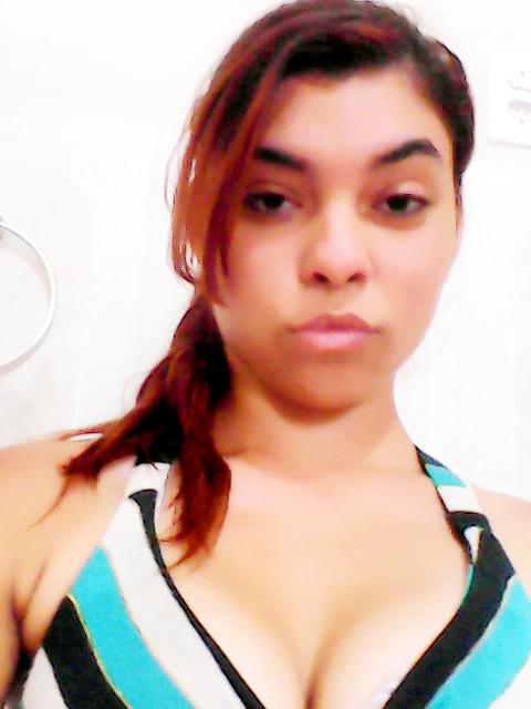 Allyne2019's profile picture. 