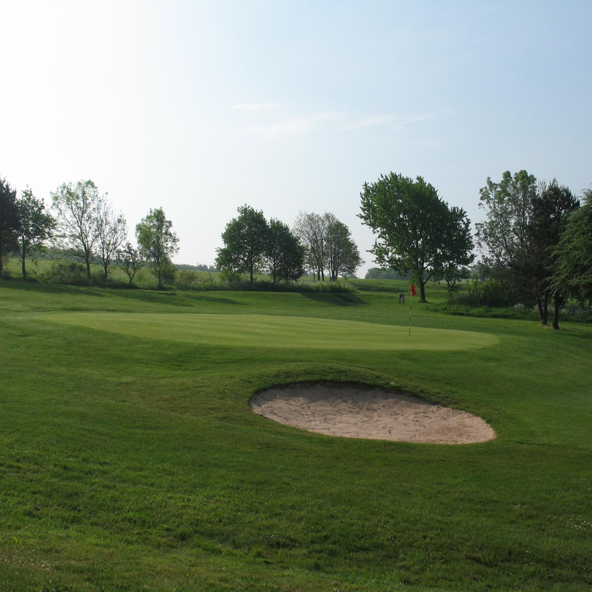 Par 70 golf course with excellent greens is the ideal venue for visitors and golf societies. 20 bay floodlit driving range open 7 days a week.