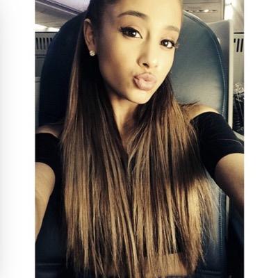 ❤️ @ArianaGrande ❤️ @FrankieJGrande ❤️