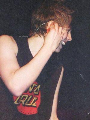 Calum and Niall and Ashton (Captain Fluffy Pubes) mean so much to me. My boyfriend is my Captain America. (02/06/15) ❤