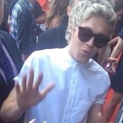 free follow from @1987narry go give her a follow love or i unfollow
