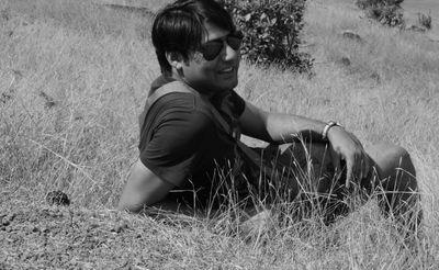 marketeer, salesman, interested in all stuffs committed to none. loves history, stories, movies, comics, gaming. tweets/comments are personal opinion