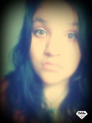 Enamorada de 5 chicos Locos por la Musica @somosCD9 y por mids Idiotas de las escaleras @OneDirection.