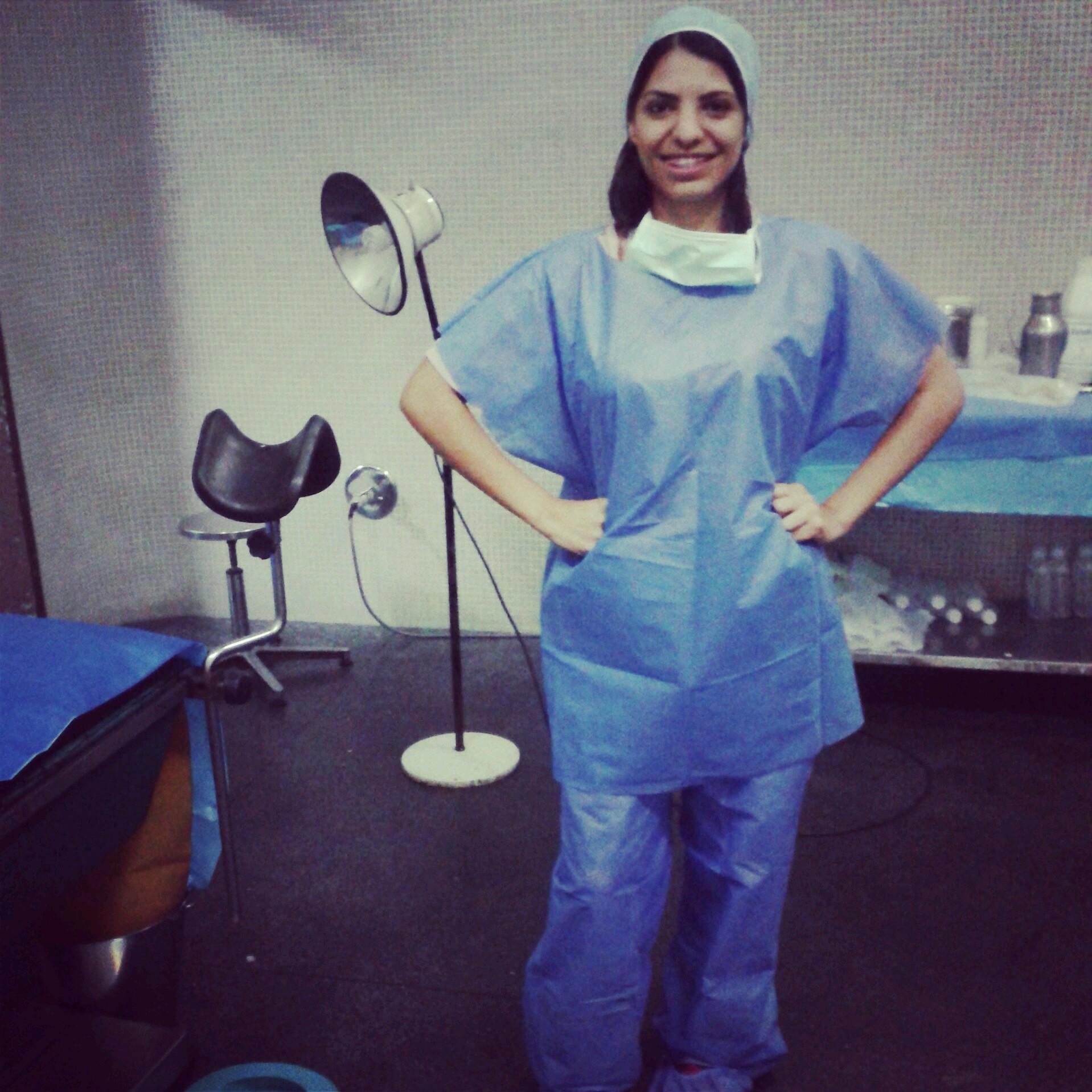 Estudiante de Medicina. Voluntaria de FundanicaZulia.       Y locutora del programa @_detuatu sabados y domingos a traves de @Xtrema98.9