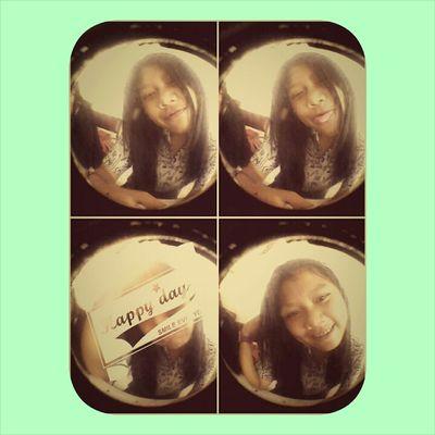 Lelaki yg selalu banyak suprice.humoris!romantiss({}) selalu bikin kangen♡♡ Biglvyou RizkyFzh!:*♡♡♡♡