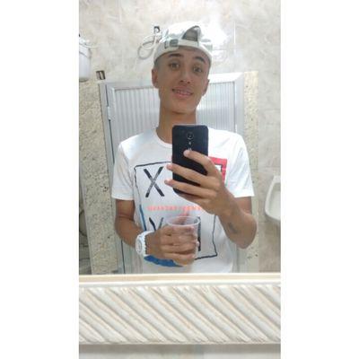 Só Deus sabe a dor que eu estou sentindo .. Lukinhas ..