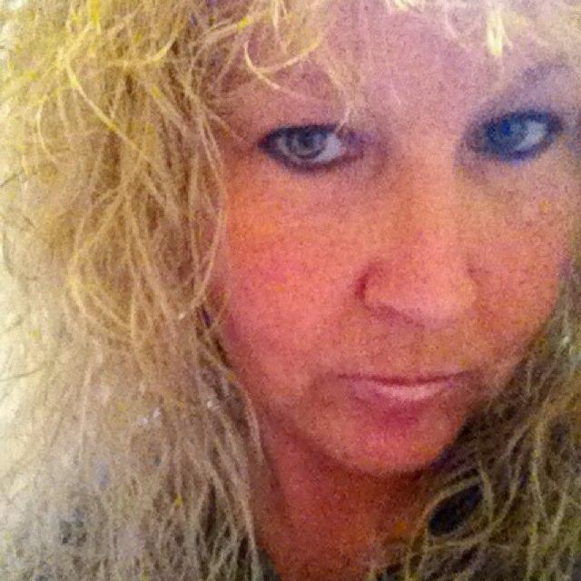 Live in the country. Loving & Saving animals. #Rottweilers & #Pitbulls. Have #FIBRO #CFS #MS #RA #OCD #OA Married 1989 Son races #motorcycles