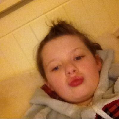 hi I'm 9 plz follow me