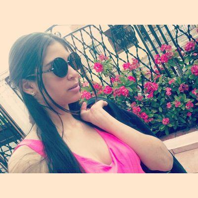 Incondicional!!.   Agradecida con dios por cada Día de mi vida!! ♥