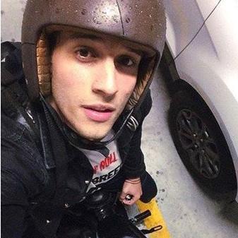 Um dia eu ainda vou te abraçar e dizer: Caramba, finalmente.”@ChayLeao @sophiaabrahao @cassiorvidal