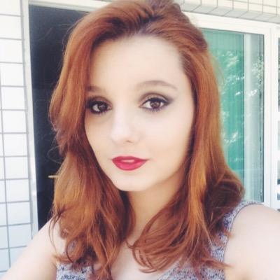 Página dedicada a melhor   Blogueira e Youtuber 3 Nayara Rattaccasso