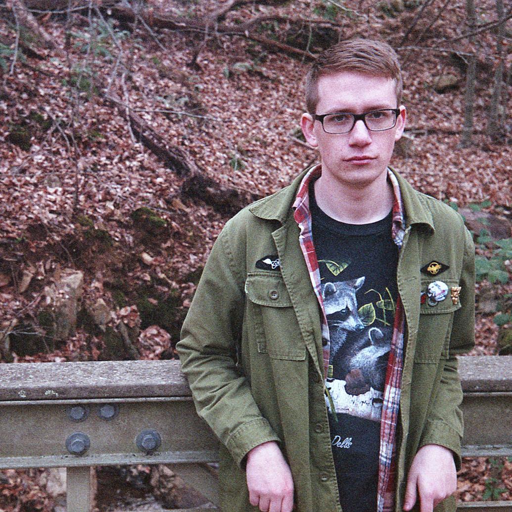 Logo Creep is the solo project of Garrett Holt, bassist of @ThePizzaThieves.