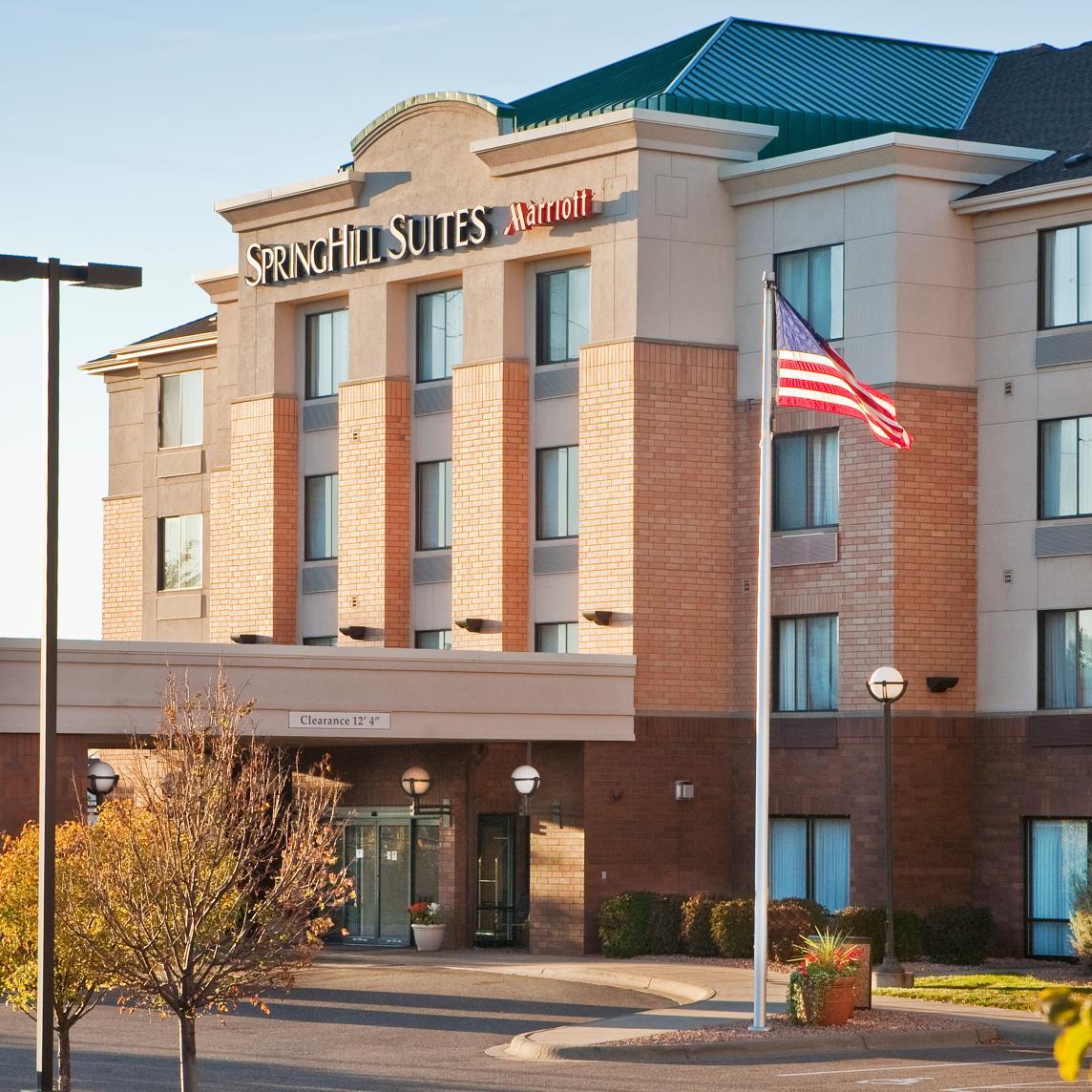 The SpringHill Suites is an all-suite, moderately priced hotel 4 miles from downtown Minneapolis. The hotel offers all suite accommodations with plush bedding.