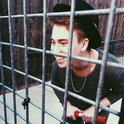 if no its okay have a free follow :) please rt this it would mean the world to me https://t.co/nB47xNksb4 (im begging)