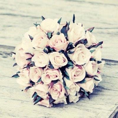 I love you and please follow and i just need follows and lovers from all ya thx :D please follow