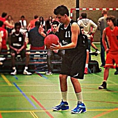 AnthonyOfzo's profile picture. IG: anthony.ots