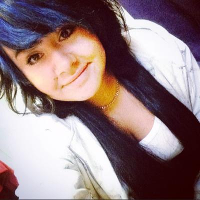 guitar ♡ Ed sheeran ♡ bands ♡ photographer  ♡ The walking dead ♡ music ♡ awkward ♡ australian ♡ singing ♡ food ♡ AHS ♡