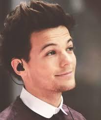 Tudo passa menos meu amor pelo njr e 1D