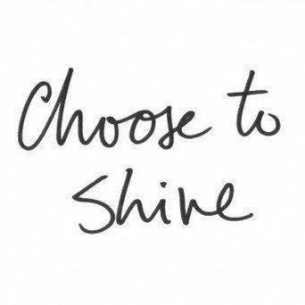 SmilingSolene's profile picture. Hey ! I'm Solène, French and 18. Made this acc to bring a bit of positivity everywhere ! It's just to make people smile ❤