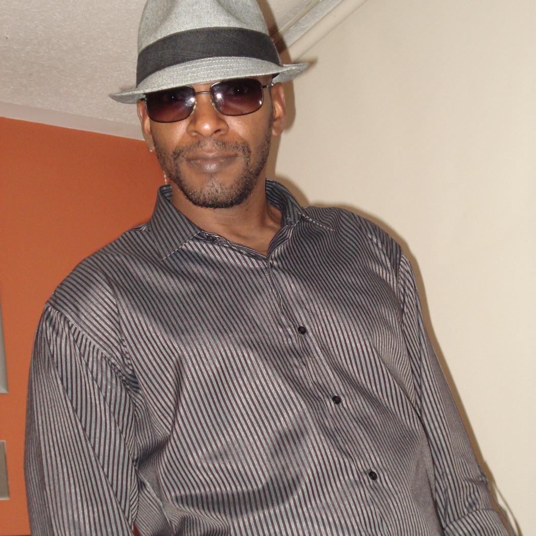 edgar_fraser's profile picture. I've been a lot a things son, brother friend, dad, husband, computer programmer, actor, construction worker,  comic, ,...