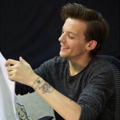 follow @lamelarents because this is a free follow:)