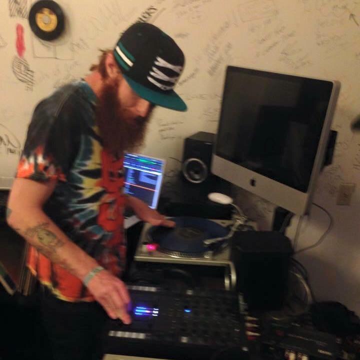 MrNomadicSF's profile picture. I like cheese, house music and skittles