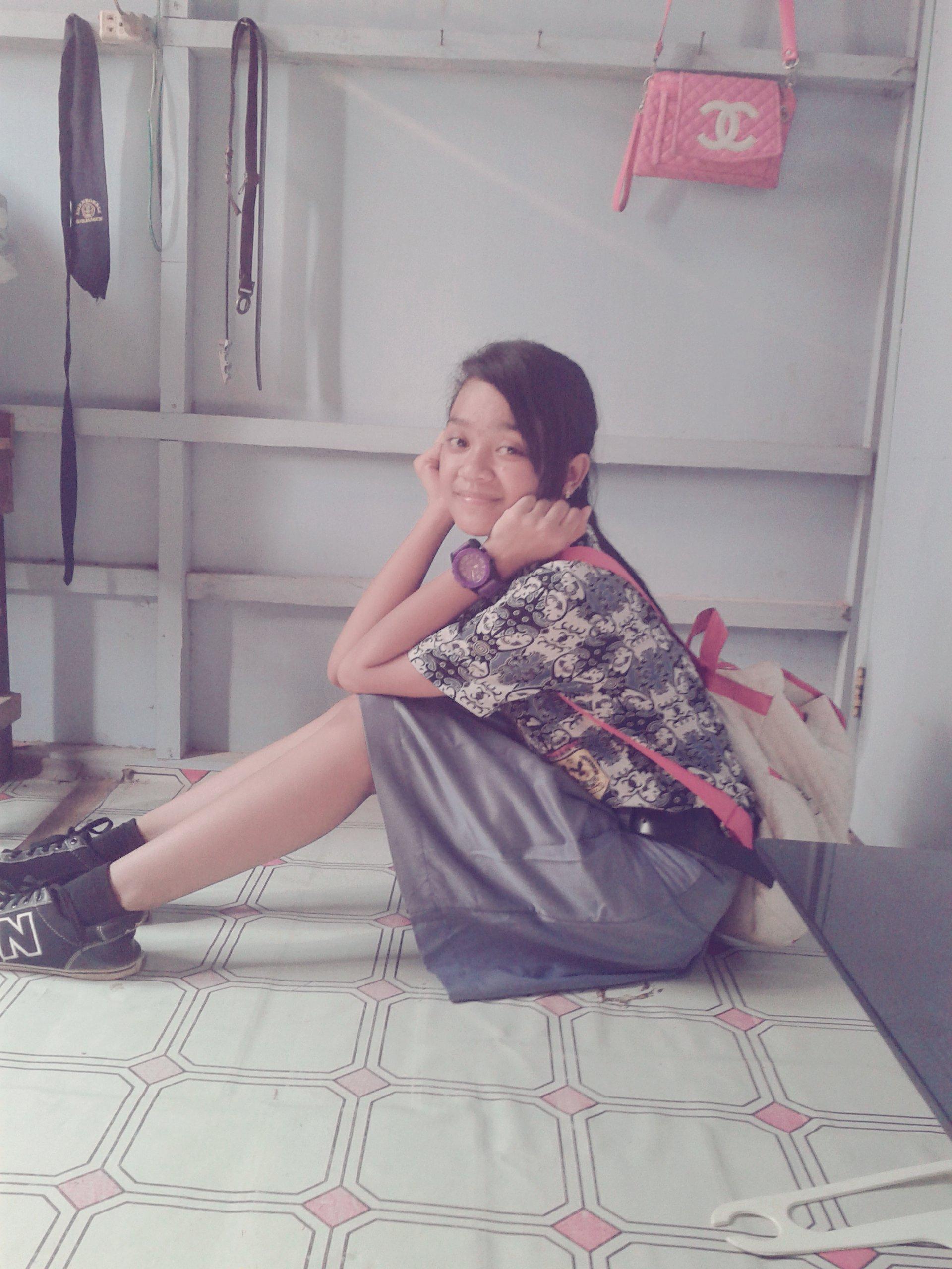 Mencintaii org yg mncintaii aku jga.♥